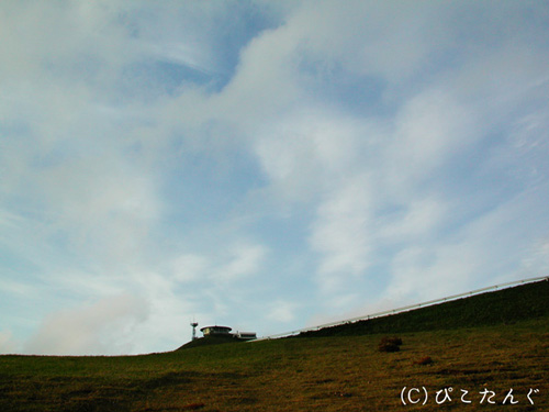 寒風山頂上　寒風山回転展望台　2011年5月下旬