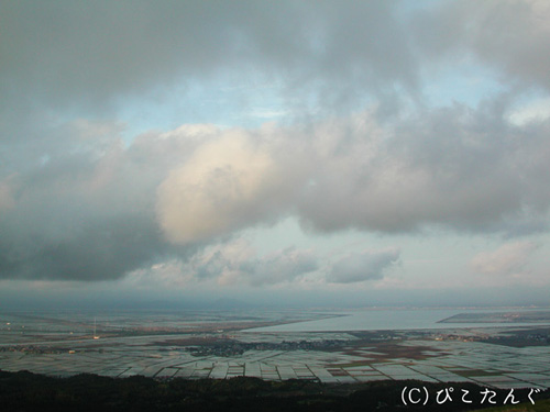 寒風山山頂より八郎潟を望む　2011年5月下旬